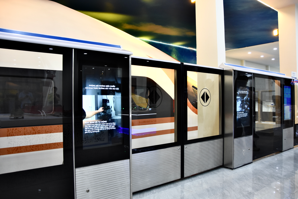 方大智源-胡志明市交通運輸大學(xué)共建實(shí)驗室落成，越南建設部部長(cháng)親臨揭牌